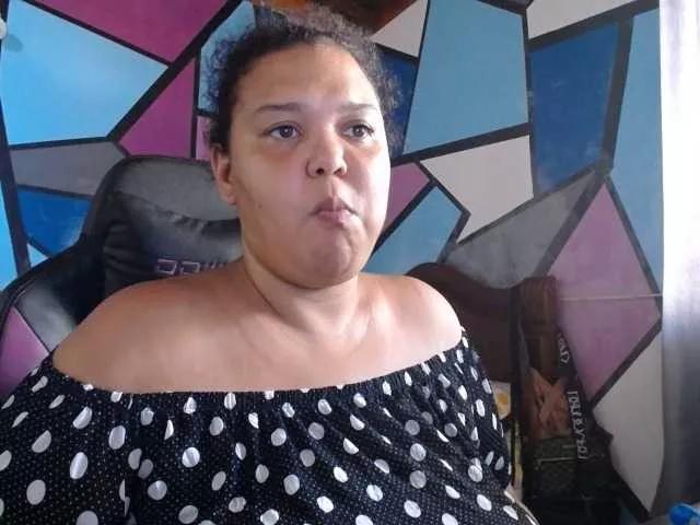 Naked Room beautifulchubbyqueen 