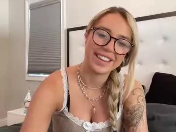 brielle_1 from Chaturbate