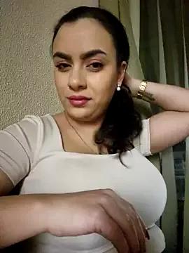 ElyzaIbarra from StripChat is Freechat